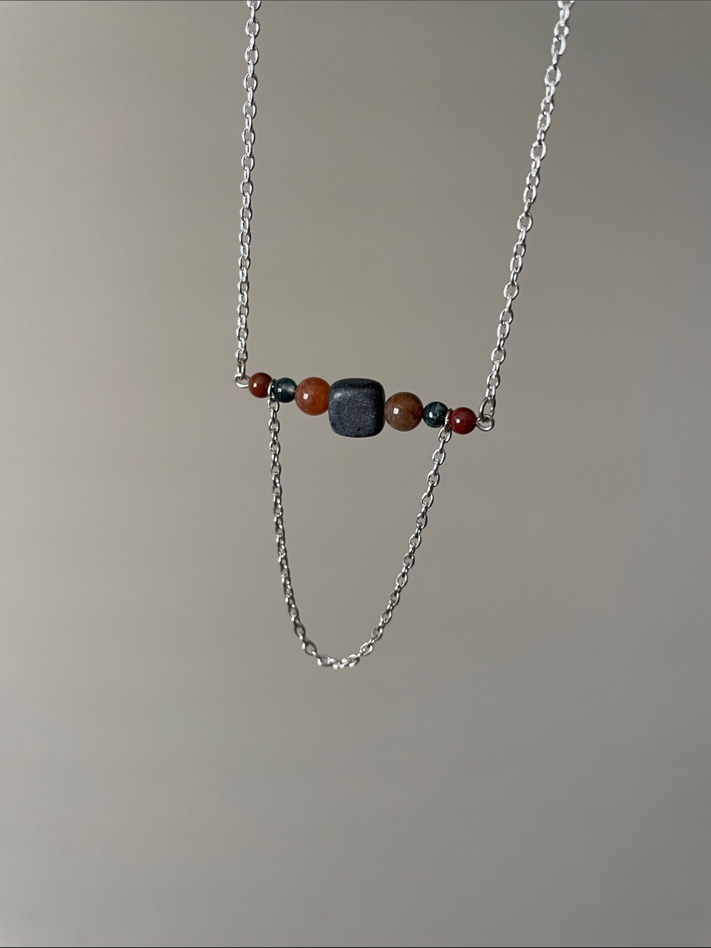 Delicate round gemstone  beads with black square stone wire necklace.